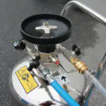 Luftdruckkontrolle seitlich_Edelstahlschaumsprüher V2A_G84001