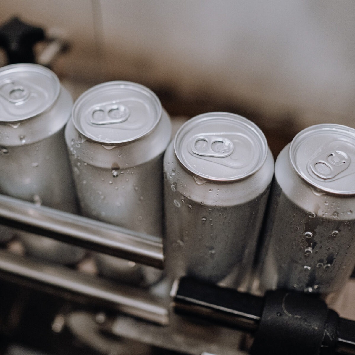 Lebensmittelindustrie Dosen_Food-Tech-Oil_C50001