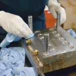 Manuelle Kunststoffspritzgussreinigung_UNO S F_A50035