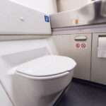 Transporttoilette_Urin-Attacke_A50039