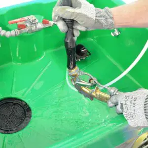 Reinigung einer Lackierpistole Reinigung einer Lackierpistole