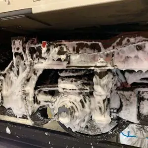 Drehgestell Reinigung Drehgestell wird gereinigt