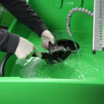 Reinigung mit dem BIO-CIRCLE For U Teilewaschtisch