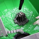 Teile reinigen mit dem BIO-CIRCLE For U Teilewaschtisch